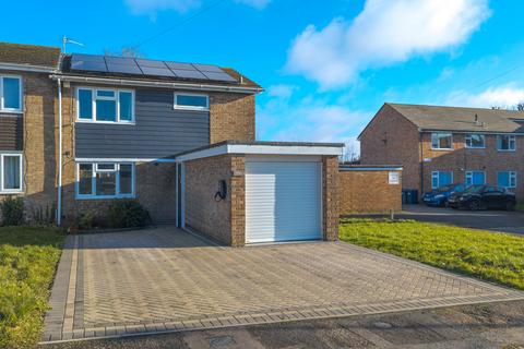 3 bedroom end of terrace house for sale, Elm Road, Buckinghamshire HP12