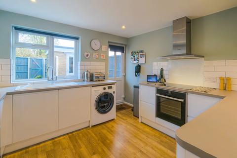 3 bedroom end of terrace house for sale, Elm Road, Buckinghamshire HP12