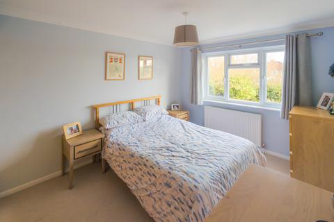 3 bedroom end of terrace house for sale, Elm Road, Buckinghamshire HP12