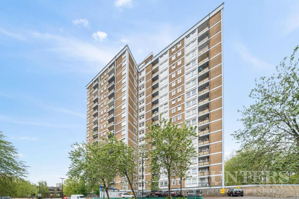 Flat 111, Twyford House N15 6 PB-2.jpg