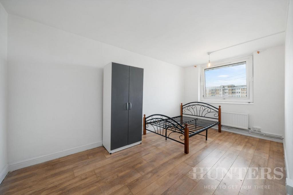 Flat 111, Twyford House N15 6 PB-4.jpg