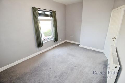 2 bedroom terraced house for sale, Wood Lane, Leeds LS26