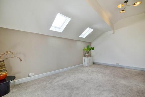 1 bedroom apartment to rent, Barton Road, Manchester M32