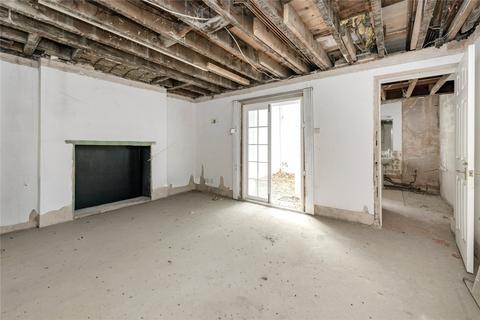 2 bedroom maisonette for sale, Sloane Terrace, London, SW1X