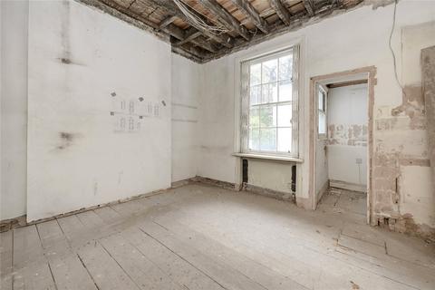 2 bedroom maisonette for sale, Sloane Terrace, London, SW1X