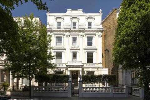 3 bedroom apartment to rent, Pembridge Gardens, London, W2