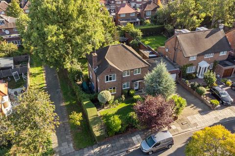 undefined, The Ridings, Ealing, London, W5