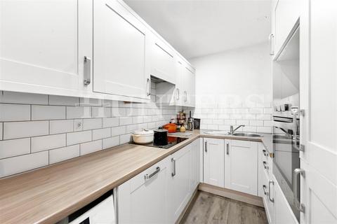 3 bedroom terraced house for sale, Morland Place, London, N15