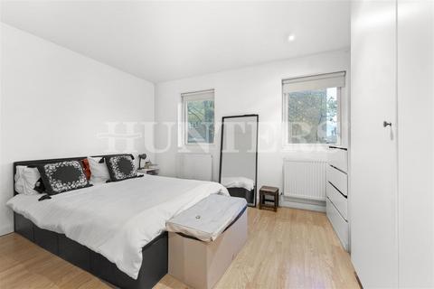 3 bedroom terraced house for sale, Morland Place, London, N15