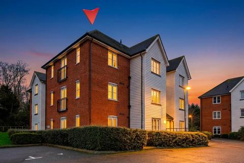 2 bedroom flat for sale, The Links, Herne Bay