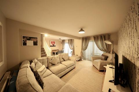 undefined, Manston Garth, Bransholme, Hull