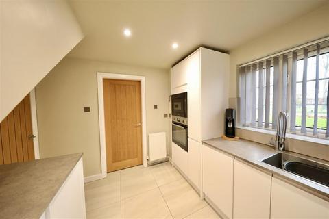undefined, Manston Garth, Bransholme, Hull