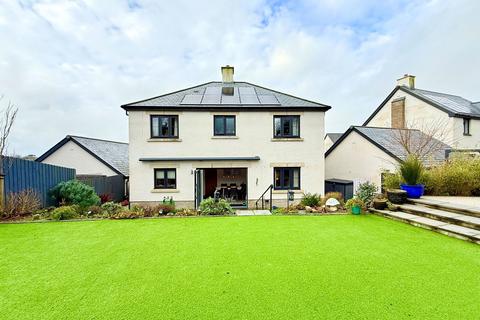 4 bedroom detached house for sale, Ash Tree Close, Carnon Downs, Truro