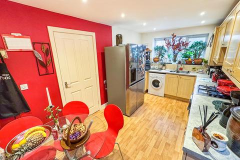 4 bedroom detached house for sale, Melford Close, Corby NN18