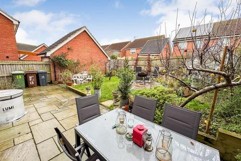 4 bedroom detached house for sale, Melford Close, Corby NN18