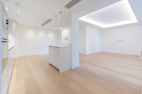 2 bedroom flat to rent, Kensington Gardens Square, London W2
