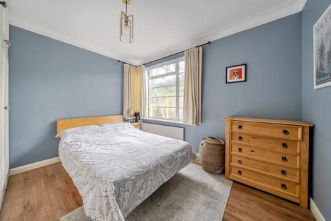 2 bedroom flat for sale, Manor Gardens, Acton, London, W3