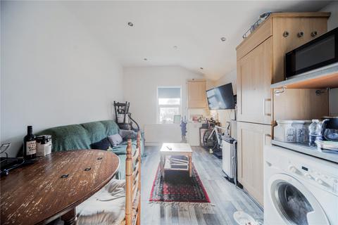 2 bedroom apartment for sale, Stanhope Gardens, Harringay, London, N4