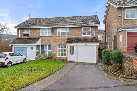 3 bedroom semi-detached house for sale - Bearlands, Wotton-under-edge GL12