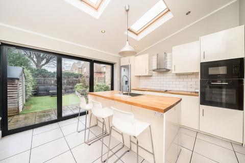 undefined, Kingston Road, Wimbledon SW20
