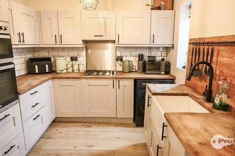 3 bedroom semi-detached house for sale, Clifton Way, Hinckley