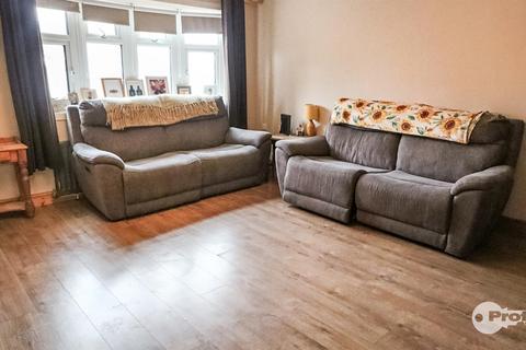 3 bedroom semi-detached house for sale, Clifton Way, Hinckley
