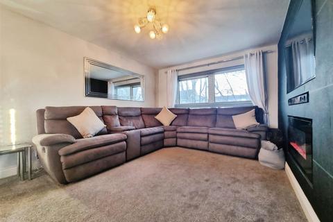 2 bedroom flat for sale, Northend, Hemel Hempstead HP3