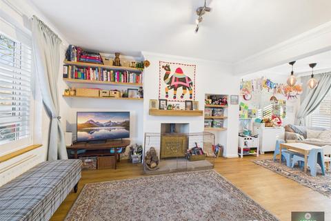 2 bedroom end of terrace house for sale, Crossways, Three Bridges RH10