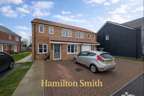 4 bedroom semi-detached house for sale, Hodgson Avenue, Leiston