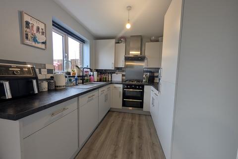 4 bedroom semi-detached house for sale, Hodgson Avenue, Leiston