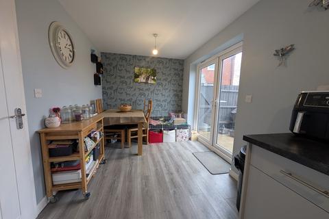 4 bedroom semi-detached house for sale, Hodgson Avenue, Leiston