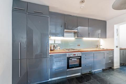 2 bedroom flat to rent, Edgarley Terrace, Fulham, London, SW6