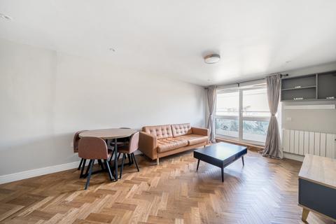 2 bedroom flat to rent, Cline Road, London, N11