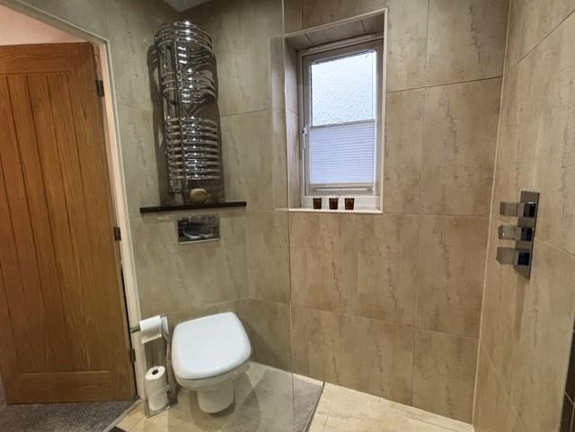 En-Suite (2).jpeg
