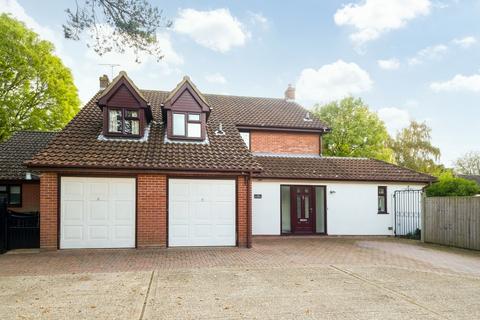 5 bedroom detached house for sale, Middlewood Green, Suffolk IP14