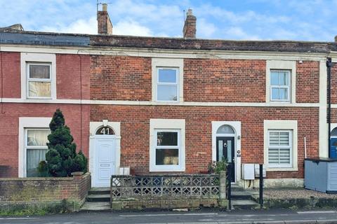 3 bedroom terraced house to rent, Wingfield Road, Trowbridge