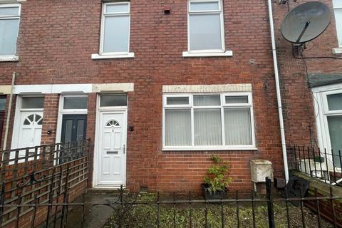 2 bedroom flat to rent, South Burn Terrace, Shiney Row