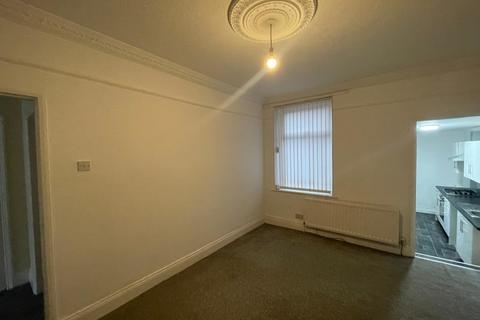 2 bedroom flat to rent, South Burn Terrace, Shiney Row