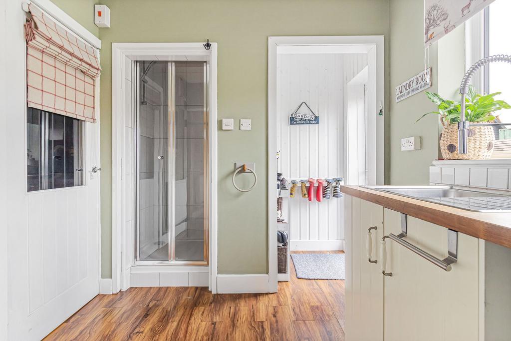 Shower Room/Utility