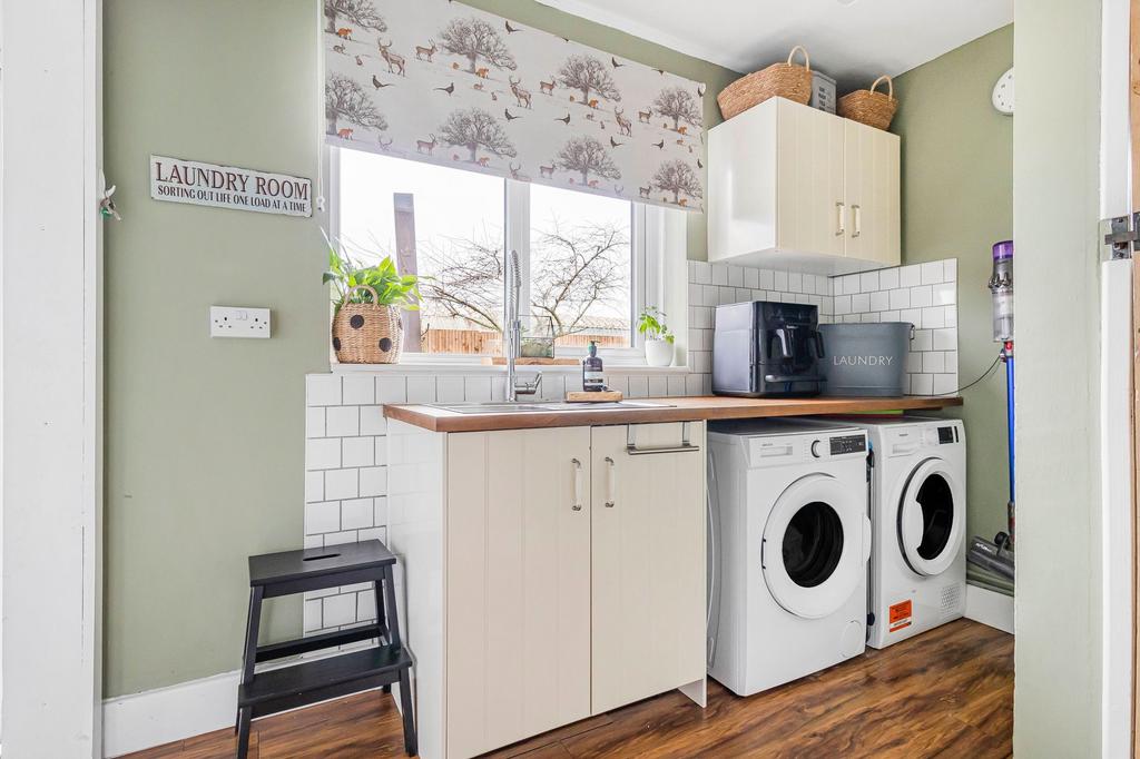 Shower Room/Utility