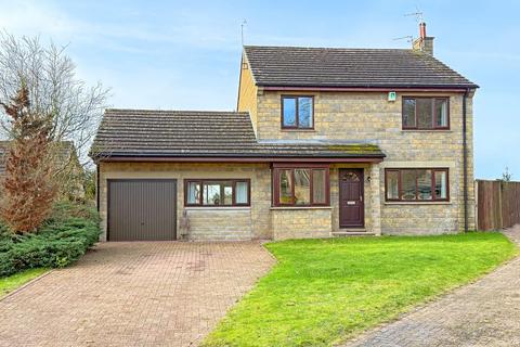 4 bedroom house for sale, Moor Park Close, Beckwithshaw, HG3