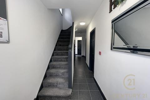 1 bedroom in a house share to rent, Heston Avenue, HOUNSLOW TW5