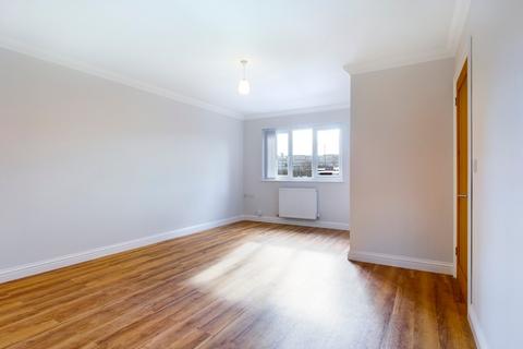 3 bedroom semi-detached house to rent, Gendros Crescent, Gendros, Swansea, SA5