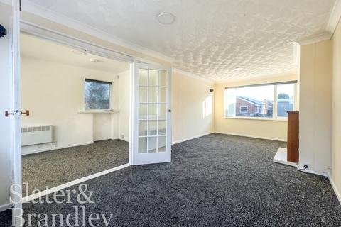 3 bedroom detached house to rent, Greenhills Avenue, Eastwood, Nottingham, Nottinghamshire, NG16