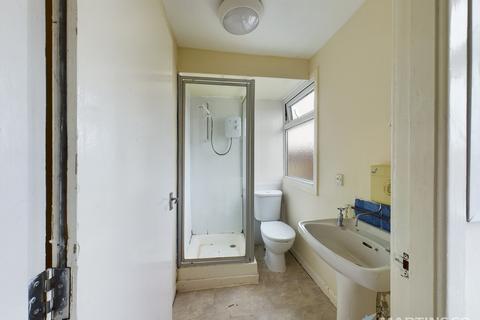 1 bedroom apartment to rent, Windsor Avenue, Blackpool FY4