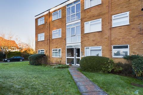 2 bedroom apartment to rent, Charlton Court, Oxton CH43