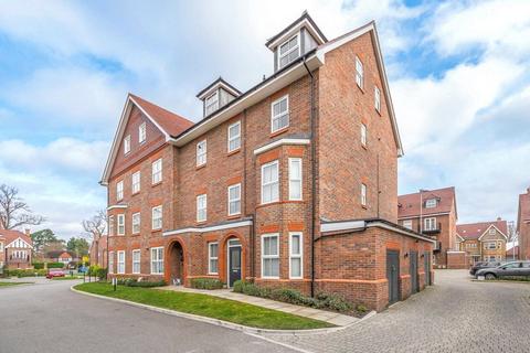 2 bedroom apartment to rent, Albright Gardens, Walton On Thames, KT12