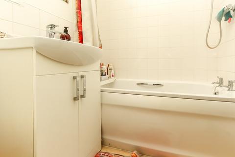 undefined, Nest Farm Crescent, Wellingborough NN8