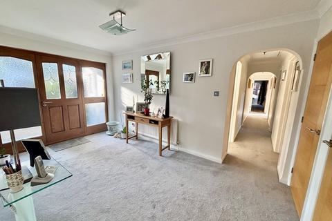 5 bedroom detached bungalow for sale, Ashwood Drive, Broadstone