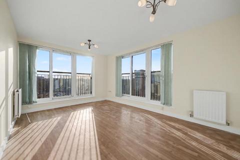 2 bedroom flat to rent, 1 Fortune Avenue, Edgware HA8
